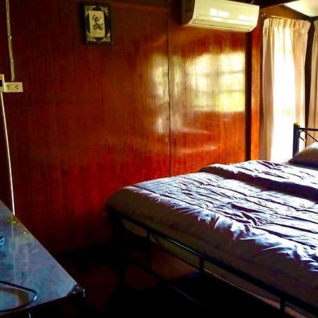 Tanachporn Homestay ธนัชพร โฮมสเตย์ เมืองจันทบุรี Buitenkant foto
