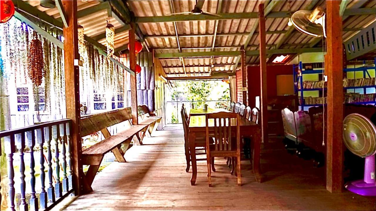 Tanachporn Homestay ธนัชพร โฮมสเตย์ เมืองจันทบุรี Buitenkant foto
